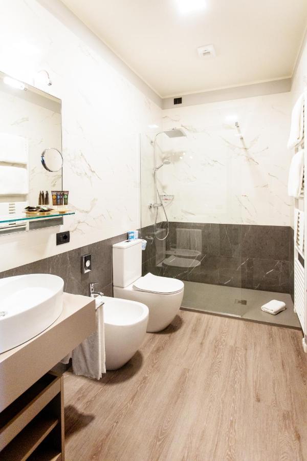 Palazzo Le Poste - Suite And Apartments Parma Dış mekan fotoğraf